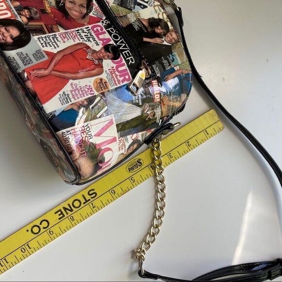 Michelle Obama Glossy Magazine Cover Satchel Style Purse w/Leather & Chain Strap - Picture 3 of 8